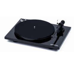 Pro-Ject Essential III Phono OM10 Piano